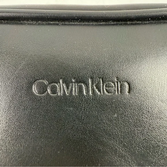 Calvin Klein Black Belt Bag Waist Pack Faux Leather Unisex L-XL Brand New - Picture 4 of 9